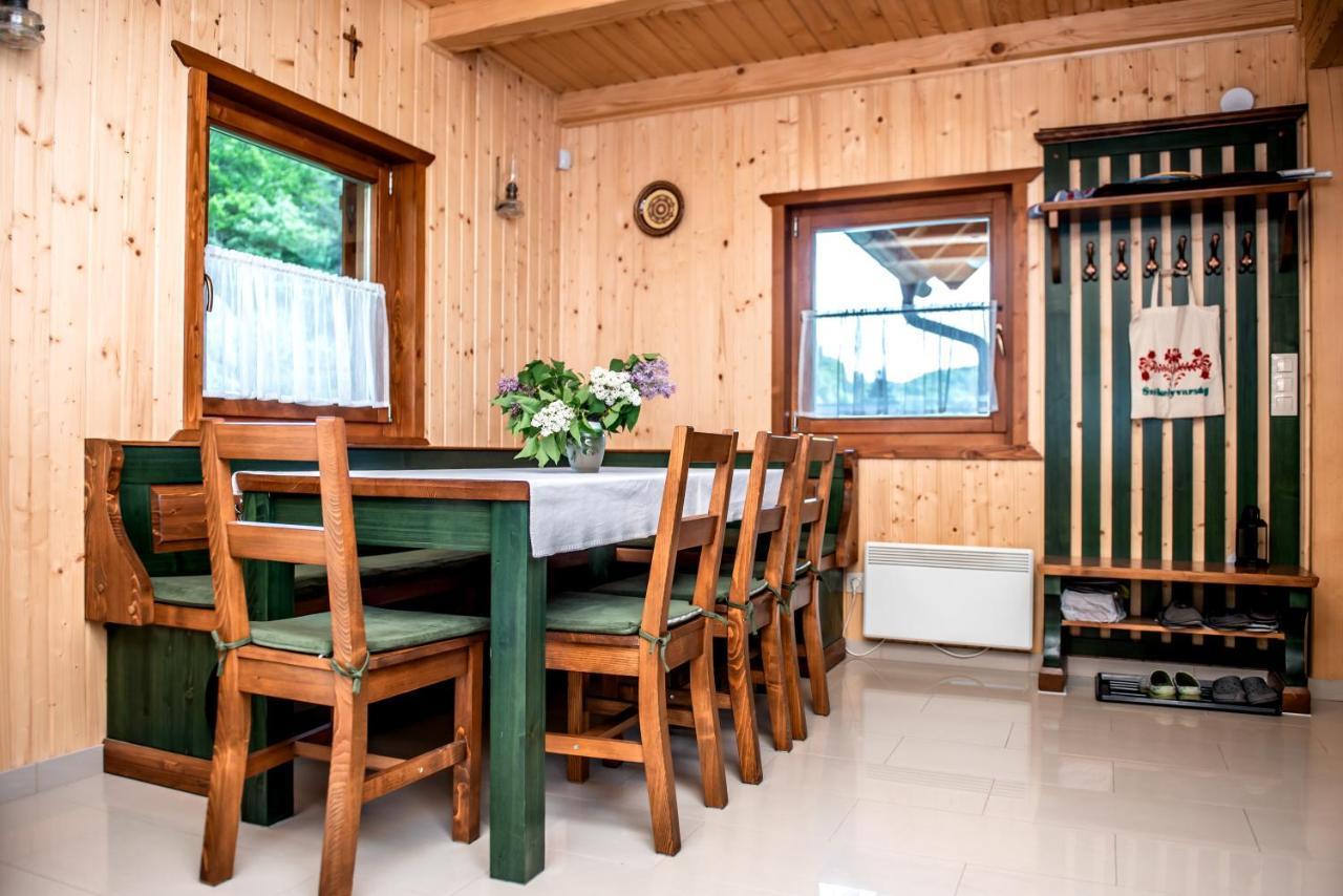 Central Chalet Varsag Exterior photo
